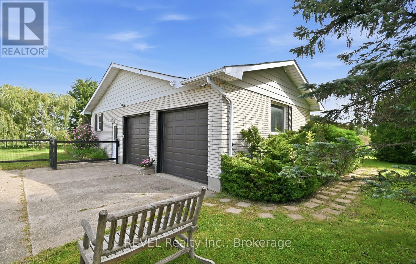 671 Kilman Road, Pelham, Ontario  L0S 1C0 - Photo 2 - X13783034