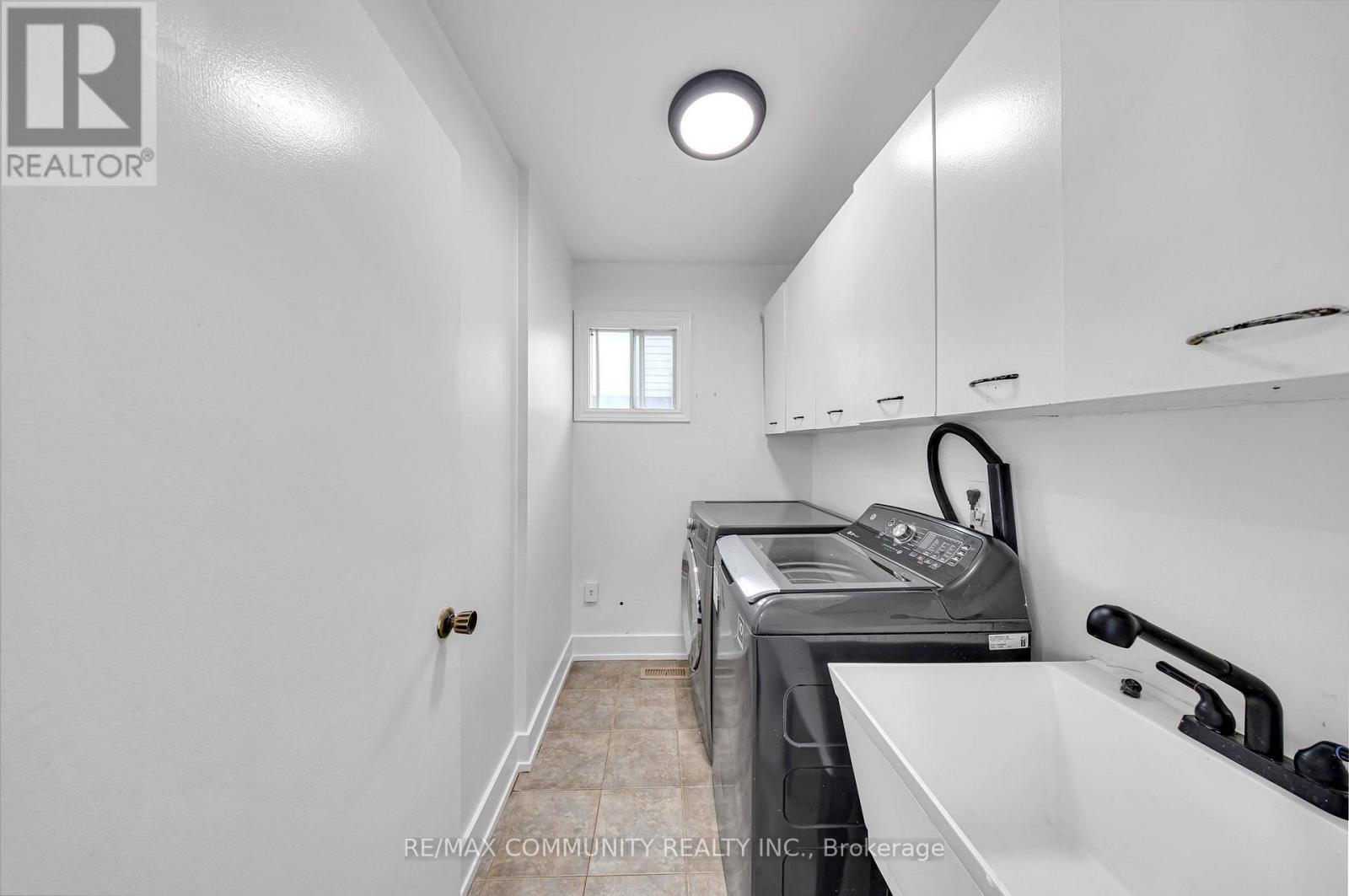 Main - 1640 Tawnberry Street, Pickering, Ontario  L1X 2C2 - Photo 16 - E13783036