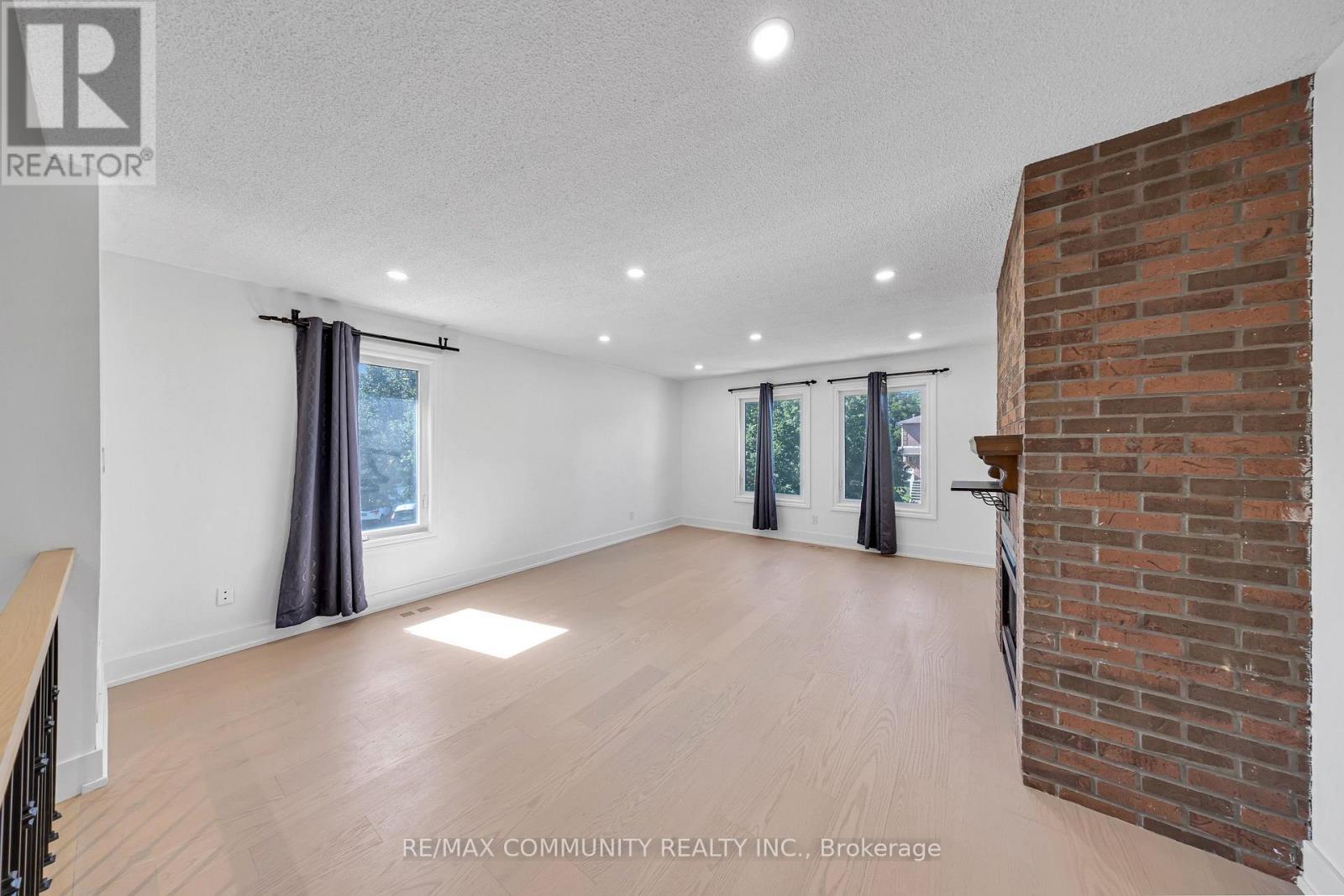 Main - 1640 Tawnberry Street, Pickering, Ontario  L1X 2C2 - Photo 27 - E13783036