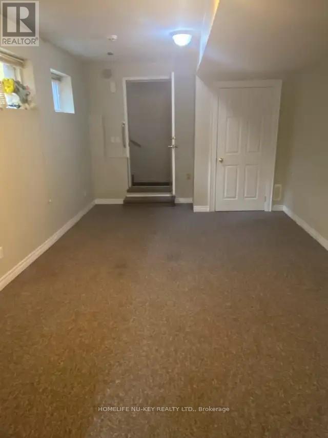 38 Castle Drive, Barrie, Ontario L4N 1R1 - Photo 3 - S13782996