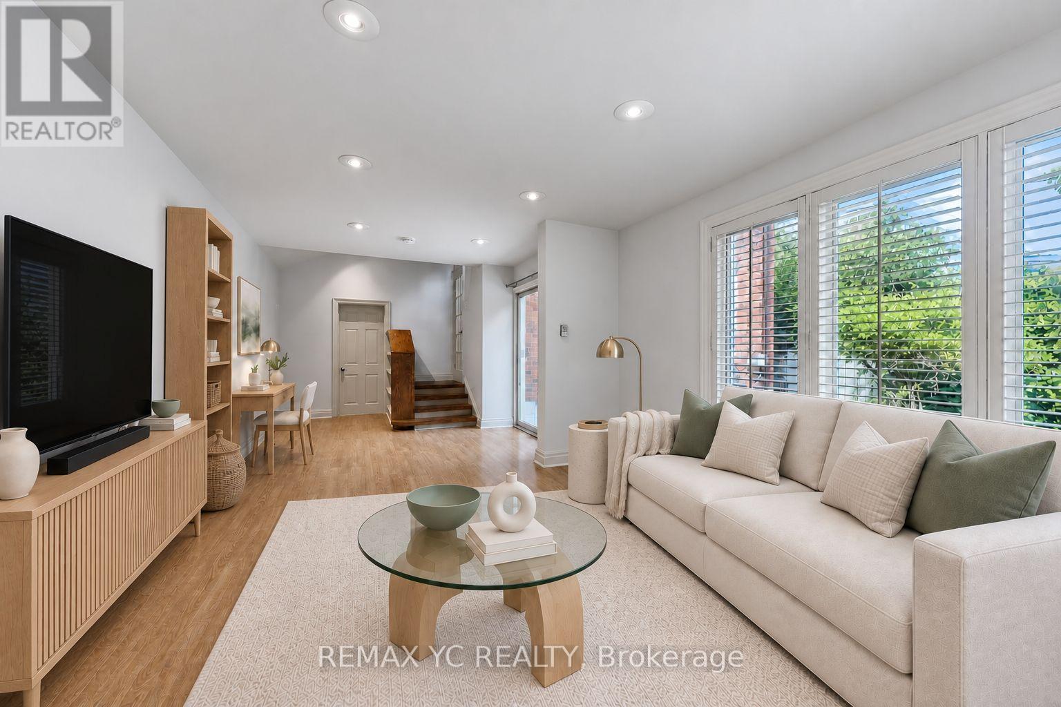 425 Broadway Avenue, Toronto, Ontario  M4G 2R3 - Photo 10 - C13735918