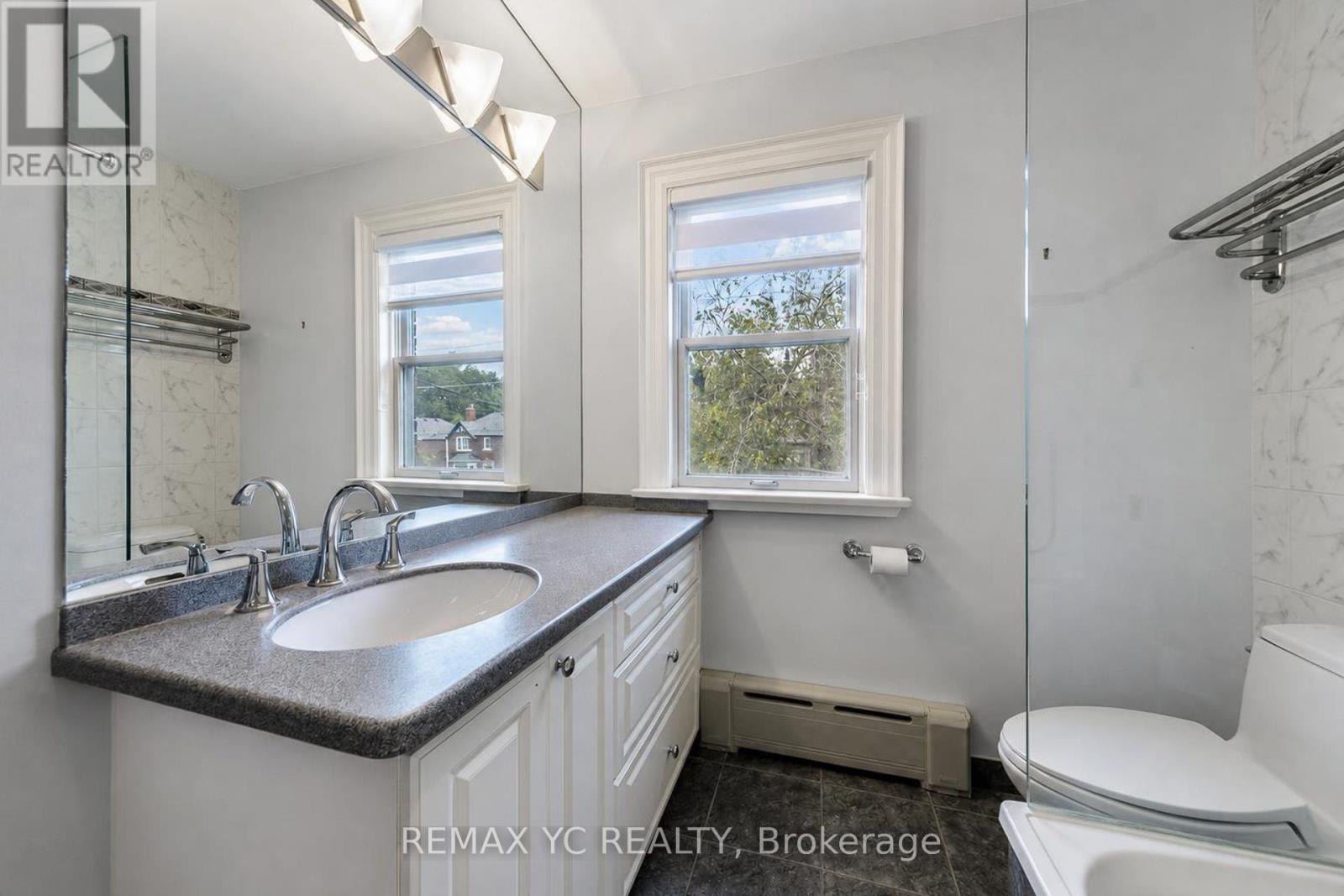 425 Broadway Avenue, Toronto, Ontario  M4G 2R3 - Photo 22 - C13735918