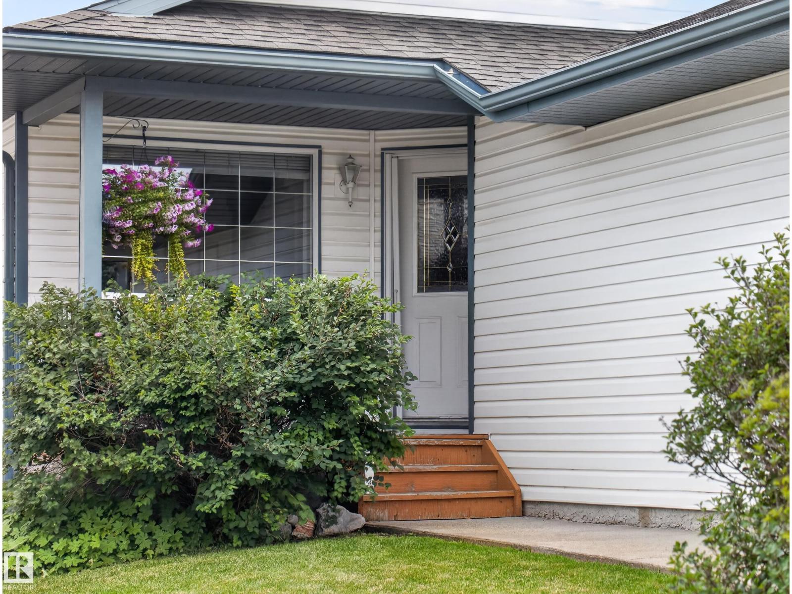 46 Hawthorne Cr, St. Albert, Alberta  T8N 6N7 - Photo 2 - E4508666