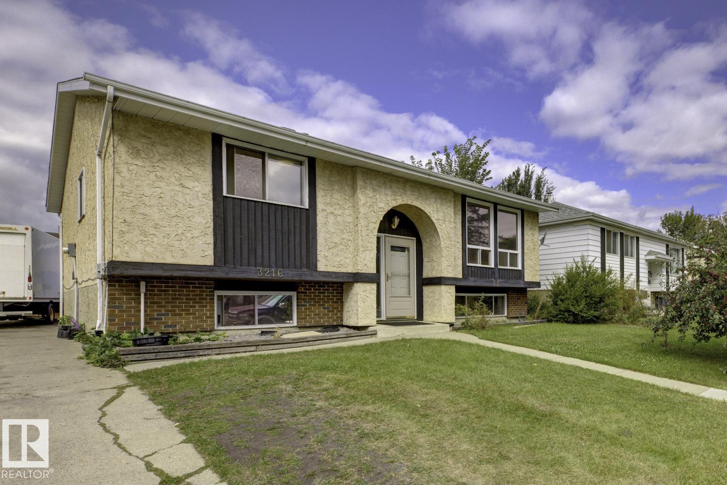 3216 138 Av NW, Edmonton, Alberta  T5Y 1M4 - Photo 12 - E4508667