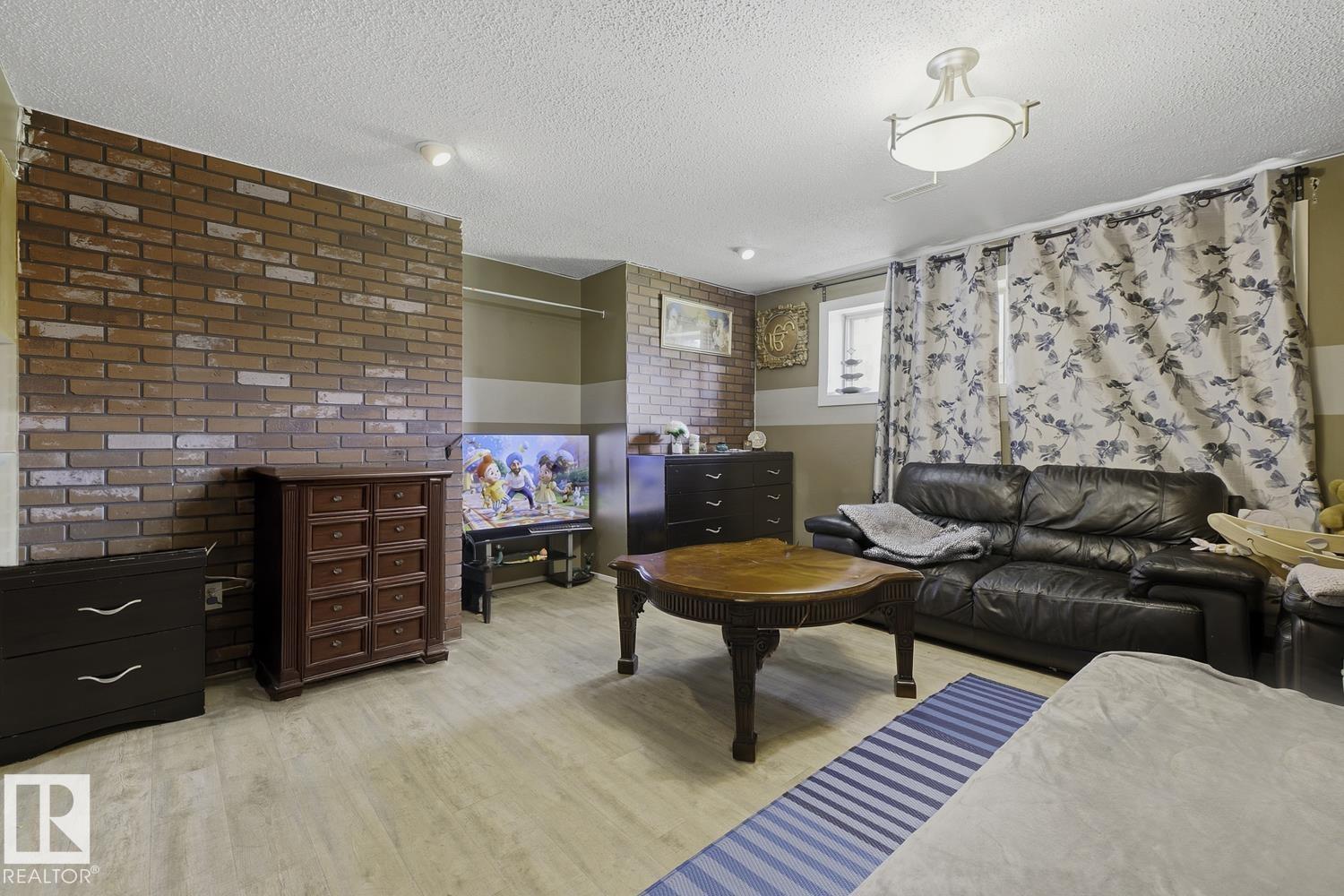 3216 138 Av NW, Edmonton, Alberta  T5Y 1M4 - Photo 7 - E4508667