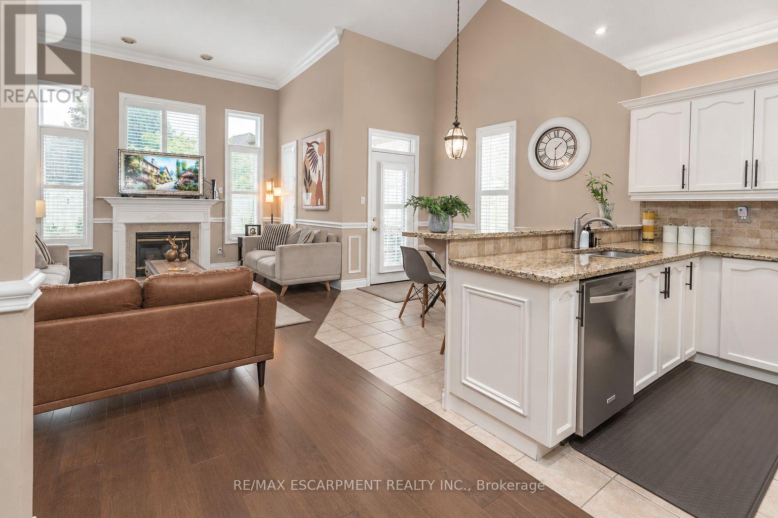 151 Moore Crescent, Hamilton, Ontario  L9G 4Z9 - Photo 13 - X13769478