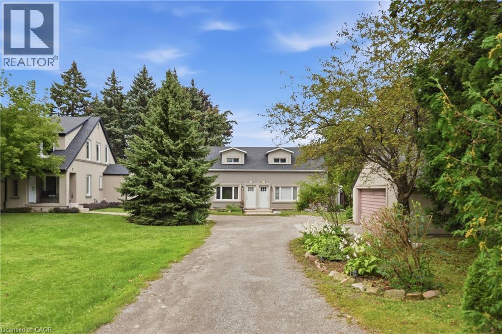 90 KING Street W, Hamilton, Ontario