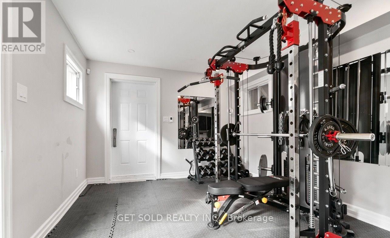 2552 Jarvis Street, Mississauga, Ontario  L5C 2P6 - Photo 25 - W13783002