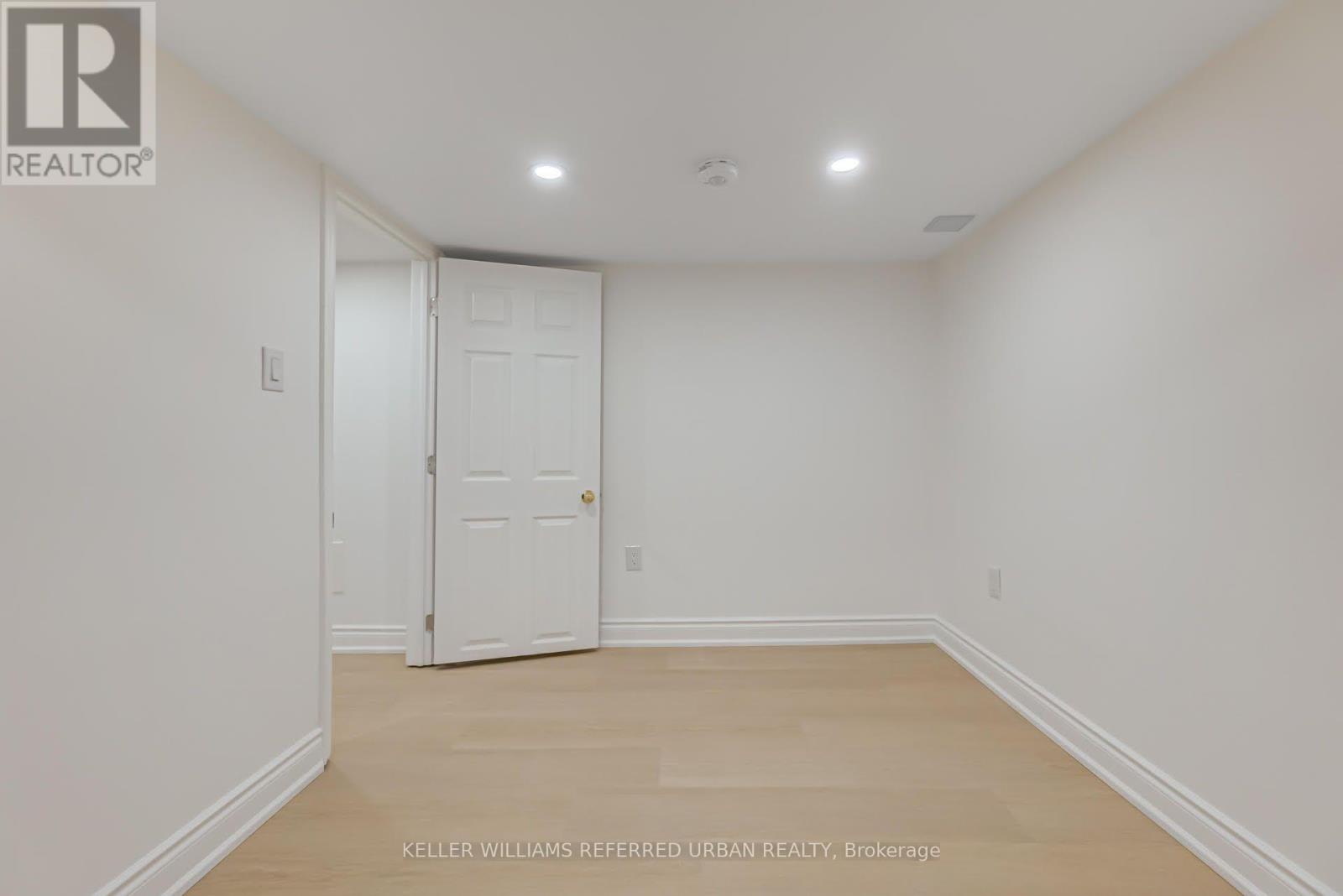2522 Lake Shore Boulevard W, Toronto, Ontario  M8V 1E1 - Photo 35 - W13783016