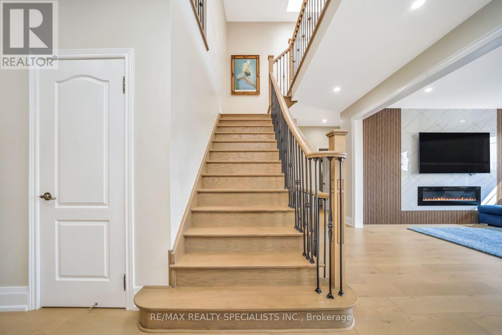 76 Midsummer Drive, Brampton, Ontario  L6P 3E4 - Photo 24 - W13783024