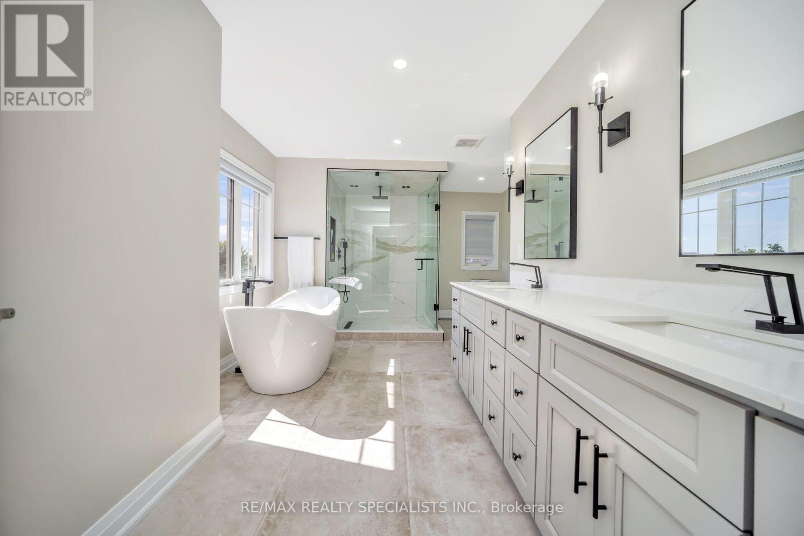 76 Midsummer Drive, Brampton, Ontario  L6P 3E4 - Photo 31 - W13783024