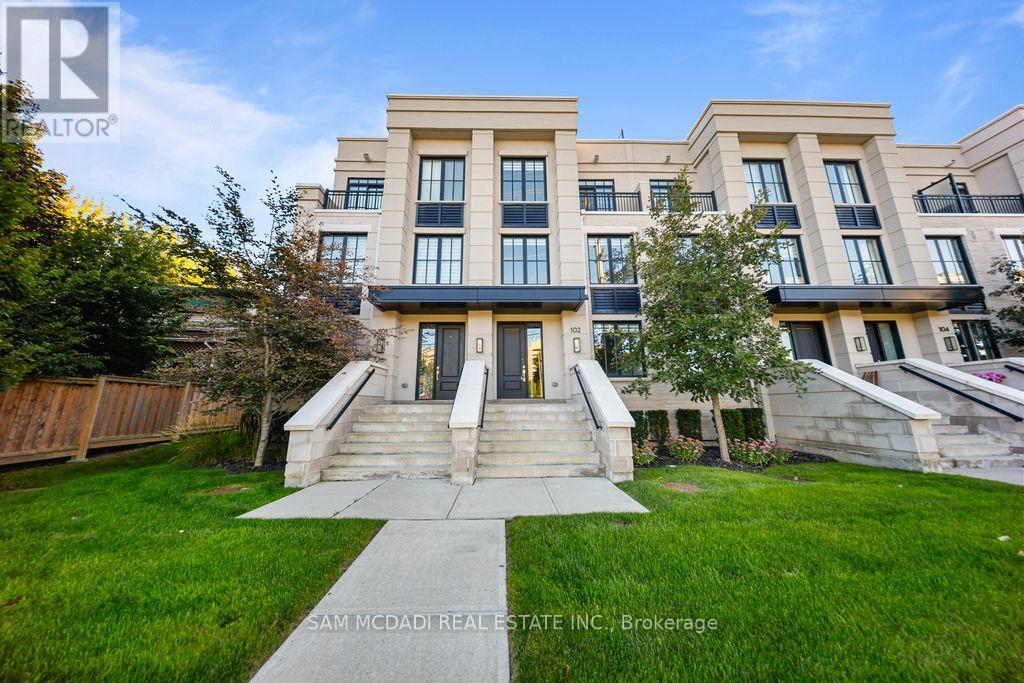 102 - 1180 Cawthra Road, Mississauga, Ontario  L5G 0A5 - Photo 1 - W13783032