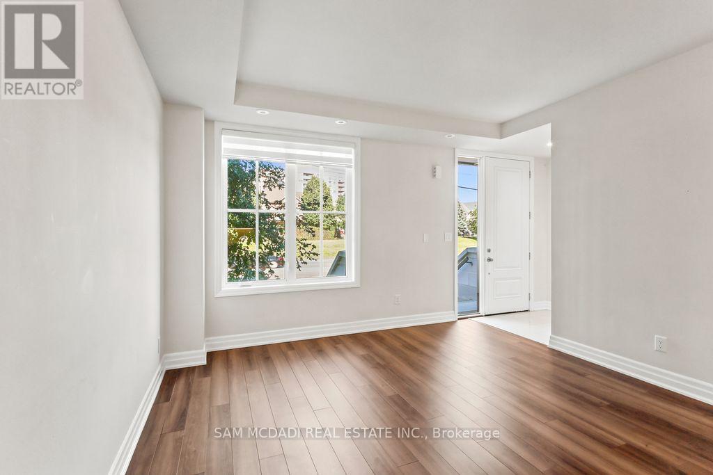 102 - 1180 Cawthra Road, Mississauga, Ontario  L5G 0A5 - Photo 3 - W13783032