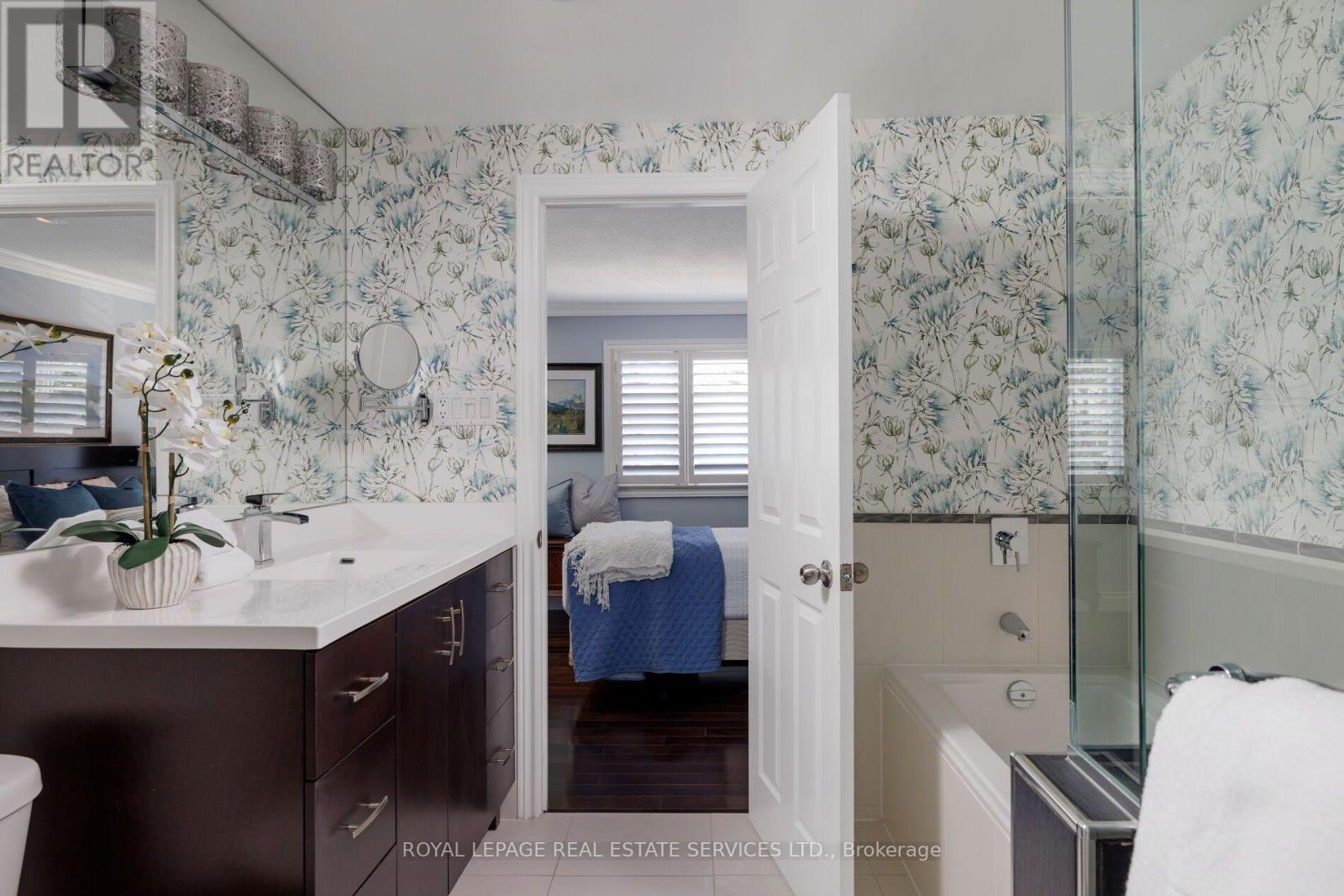 2236 - 2236 Marine Drive, Oakville, Ontario  L6L 1C1 - Photo 24 - W13783040