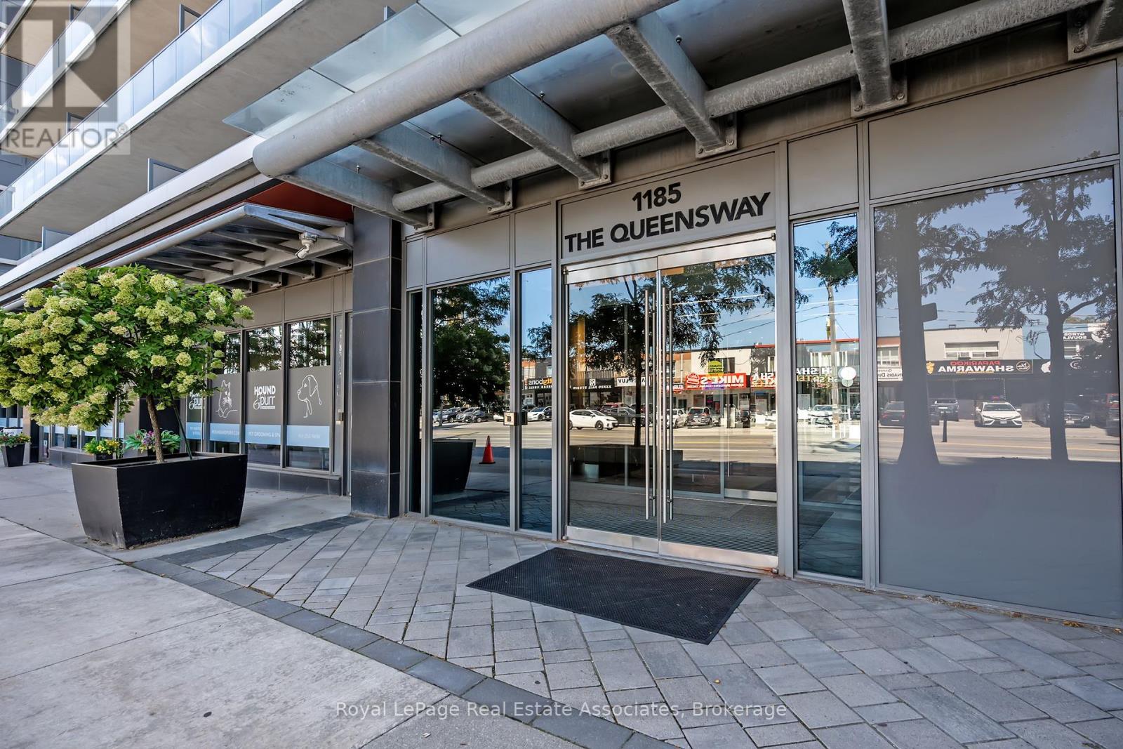 513 - 1185 The Queensway, Toronto, Ontario  M8Z 0C6 - Photo 3 - W13783052