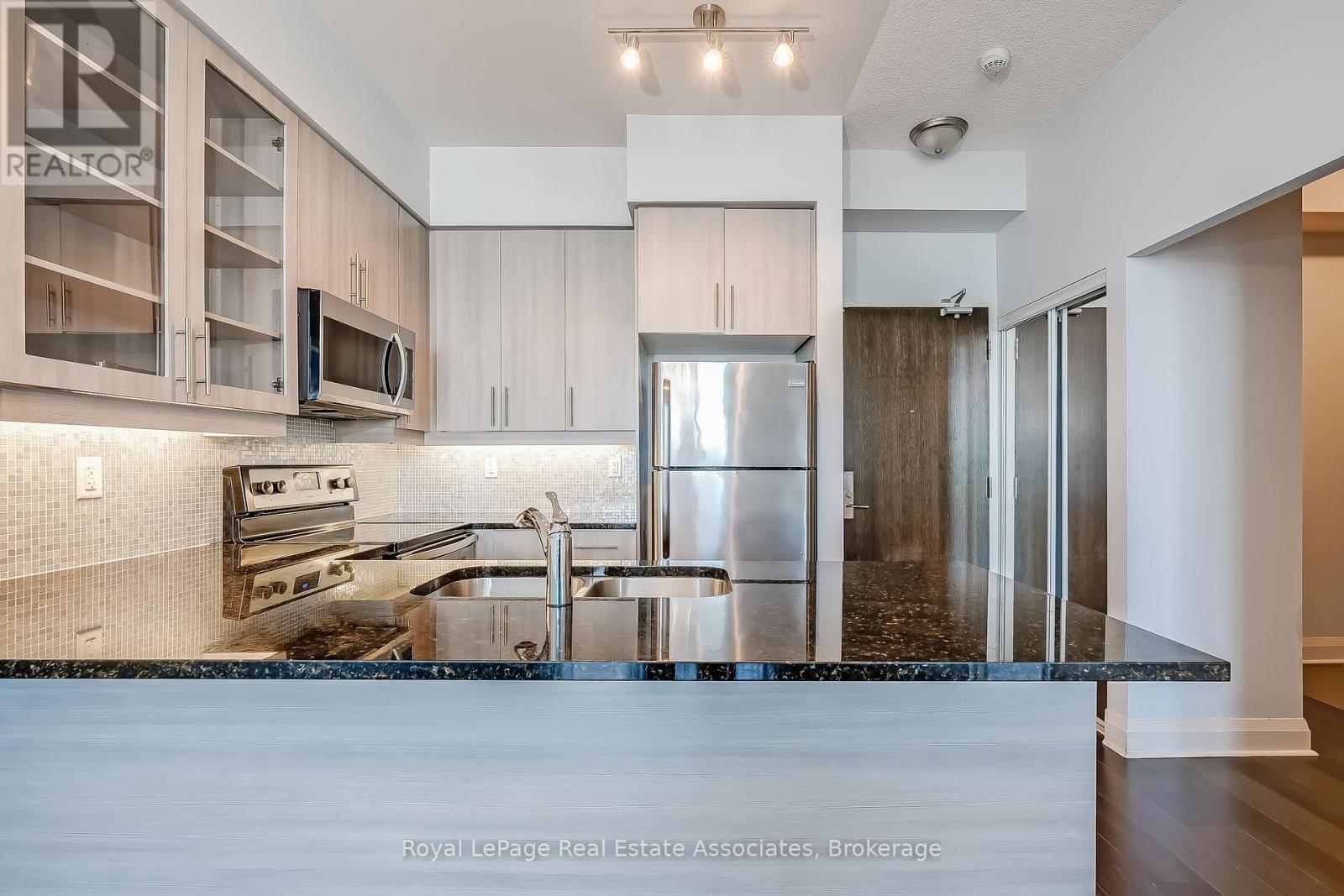 513 - 1185 The Queensway, Toronto, Ontario  M8Z 0C6 - Photo 6 - W13783052