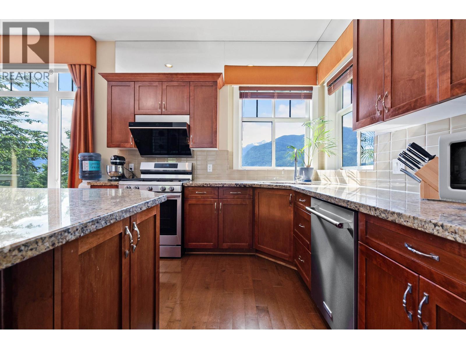 300 Ocean Crest Drive, West Vancouver, British Columbia  V0N 3Z2 - Photo 8 - R3165283