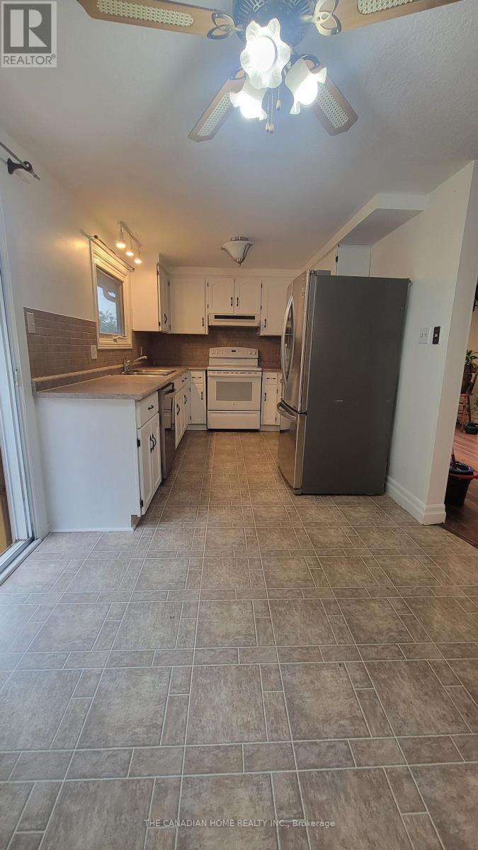 3 Dunhill Crescent N, Guelph, Ontario  N1H 8A3 - Photo 29 - X13783042