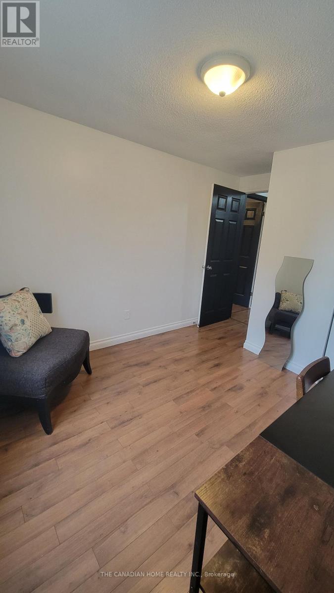 3 Dunhill Crescent N, Guelph, Ontario  N1H 8A3 - Photo 3 - X13783042