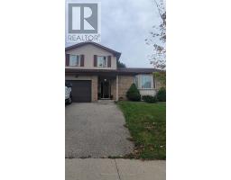 3 DUNHILL CRESCENT N, Guelph, Ontario