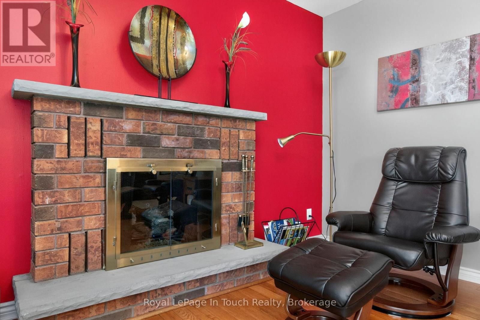 101 Peel Street, Penetanguishene, Ontario  L9M 1C3 - Photo 25 - S13152392
