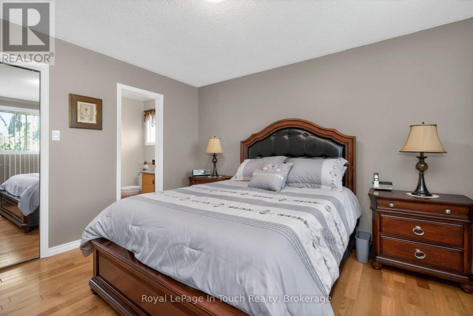 101 Peel Street, Penetanguishene, Ontario  L9M 1C3 - Photo 11 - S13152392