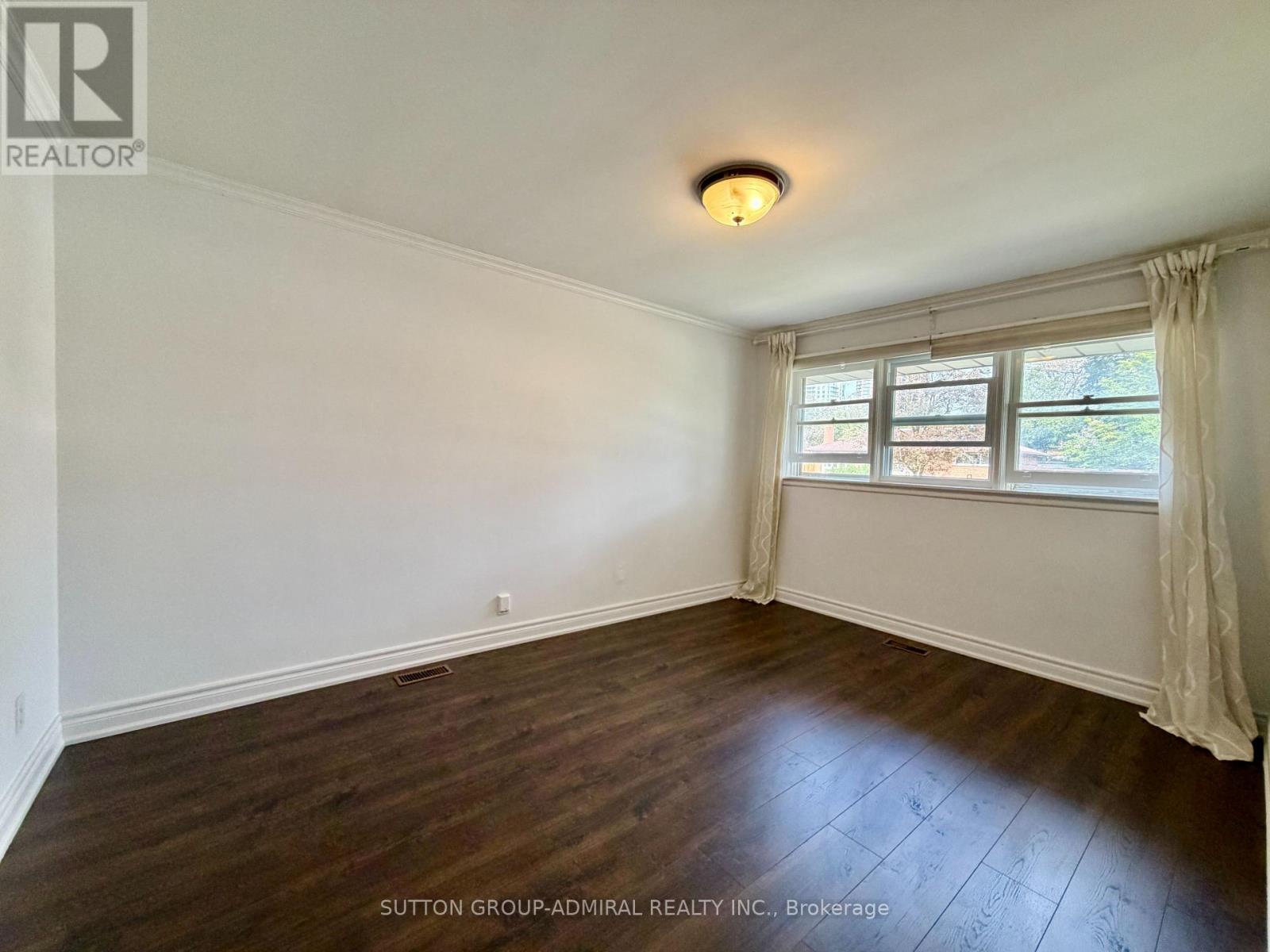6 Highhill Drive, Toronto, Ontario  M1T 1N6 - Photo 15 - E13781408