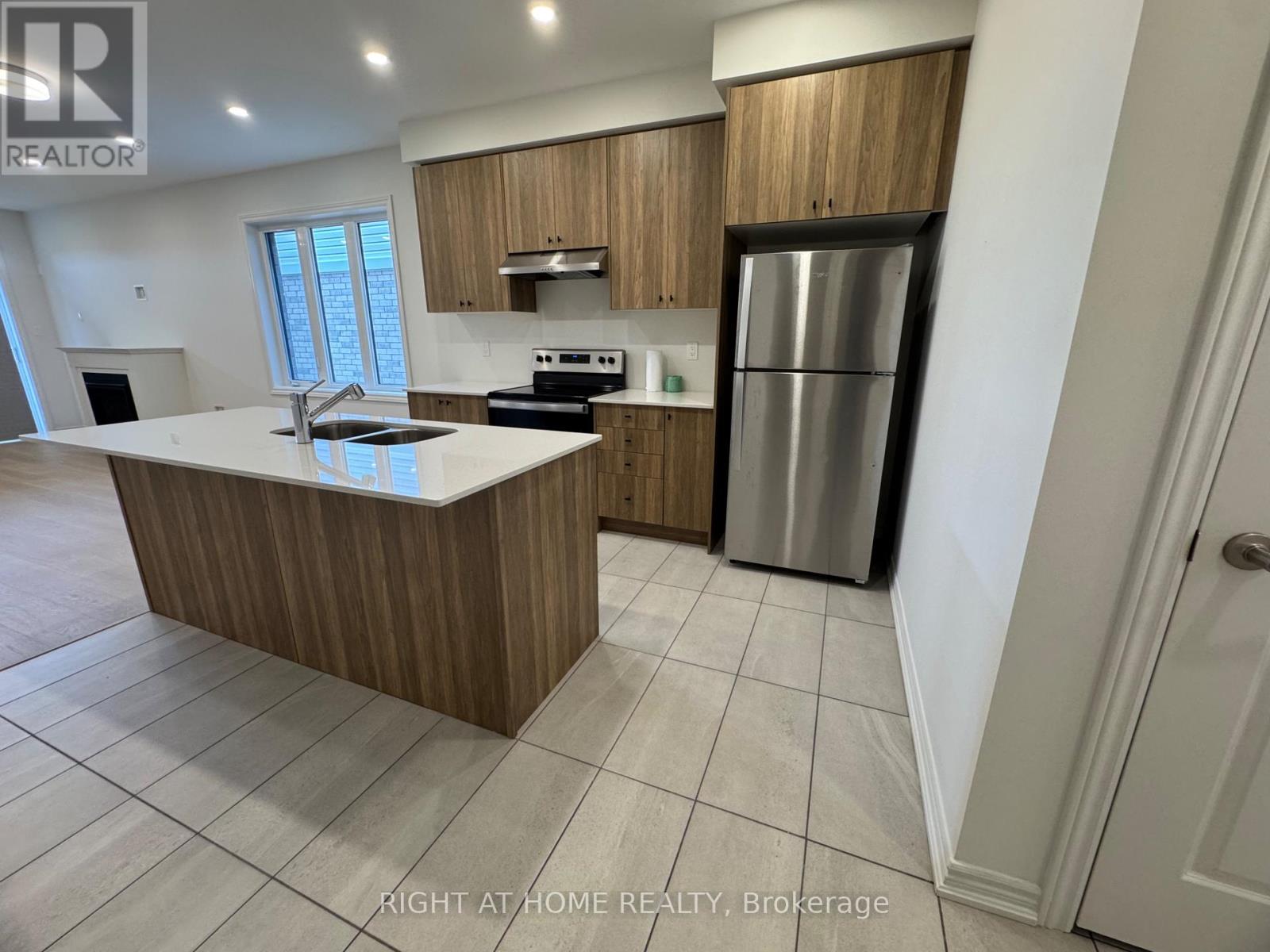 Main - 60 Debois Street, Kawartha Lakes, Ontario  K9V 6A9 - Photo 19 - X13782796