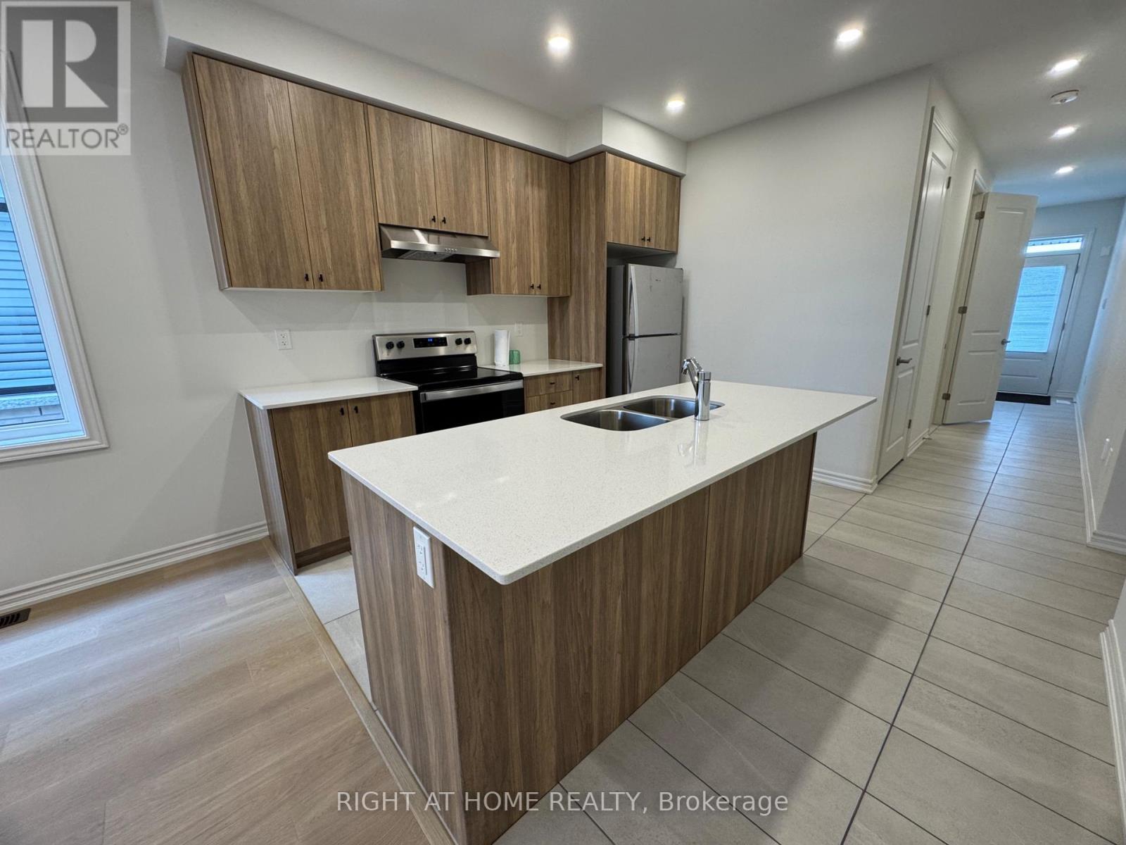 Main - 60 Debois Street, Kawartha Lakes, Ontario  K9V 6A9 - Photo 20 - X13782796