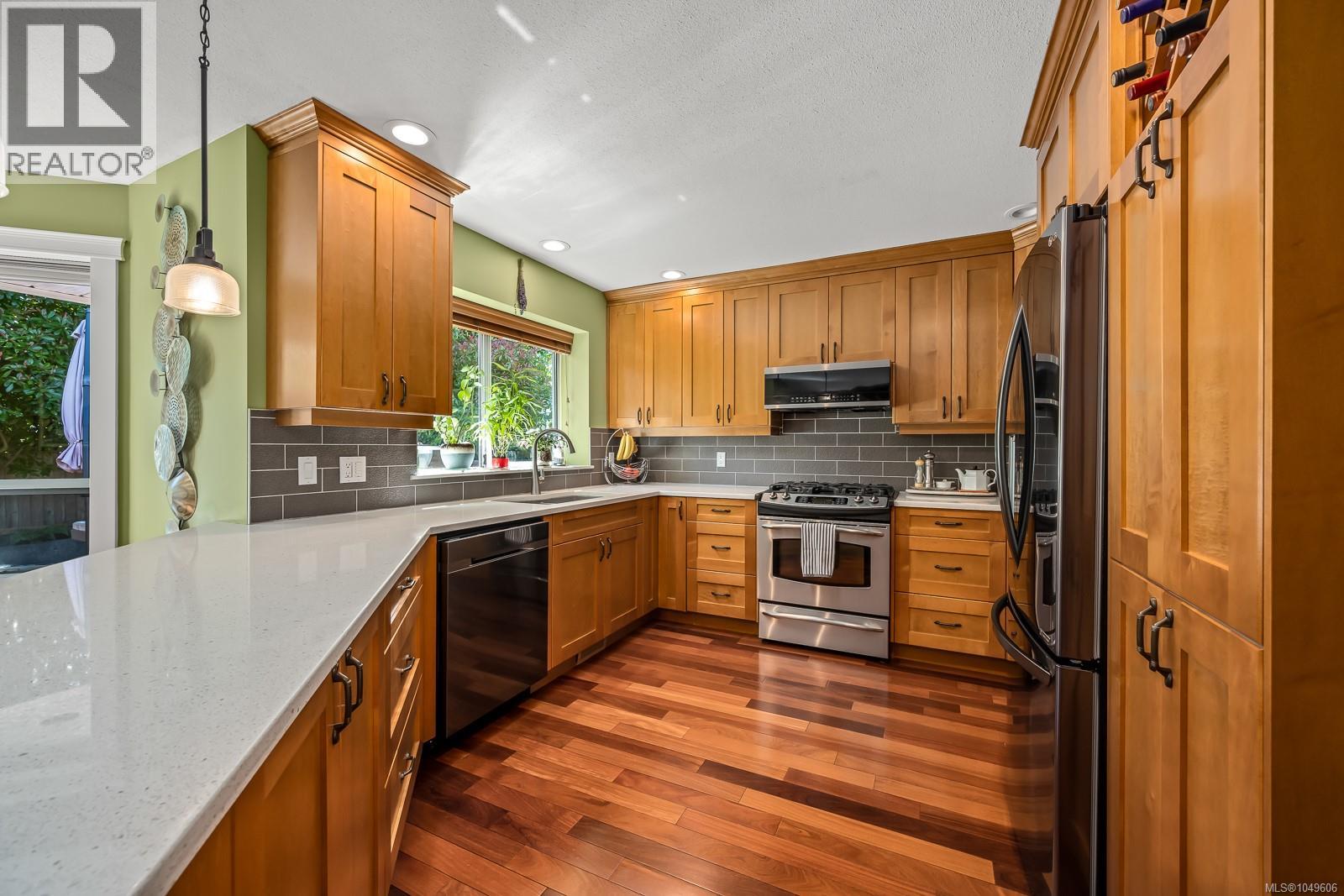 920 Eastwicke Cres, Comox, British Columbia  V9M 1B2 - Photo 9 - 1049606