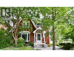 859 QUEEN'S Boulevard, Kitchener, Ontario