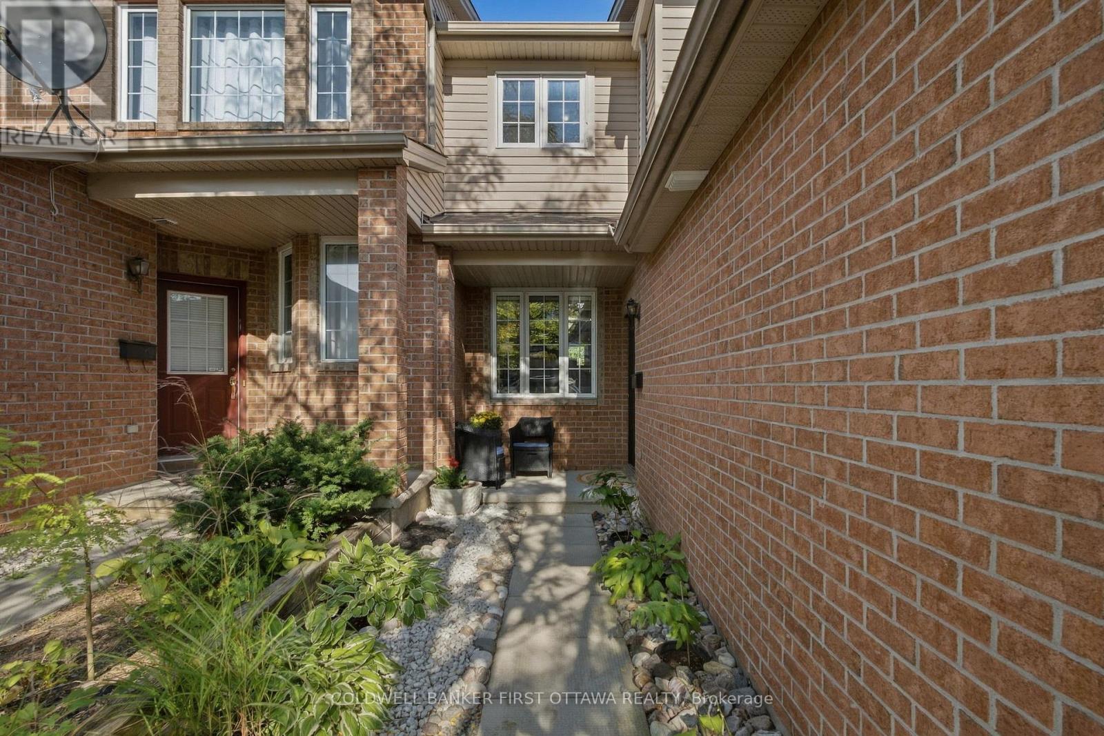 50 Cargrove Private, Ottawa, Ontario  K1K 4Y6 - Photo 2 - X13783106