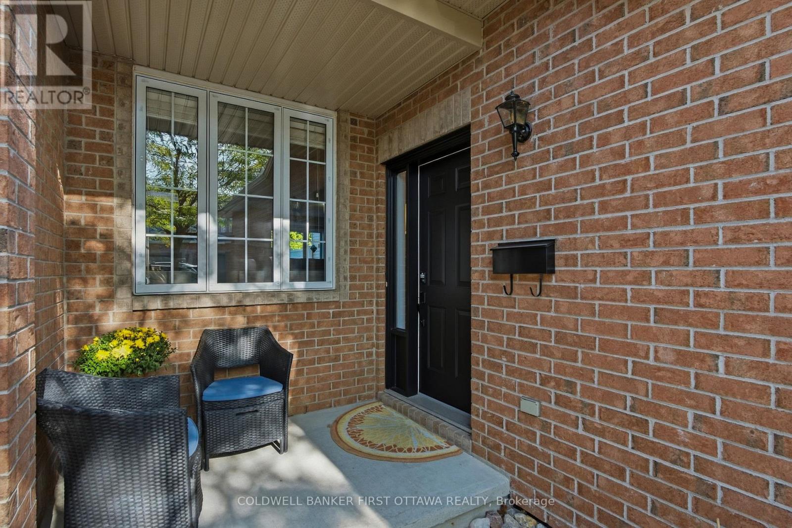 50 Cargrove Private, Ottawa, Ontario  K1K 4Y6 - Photo 3 - X13783106