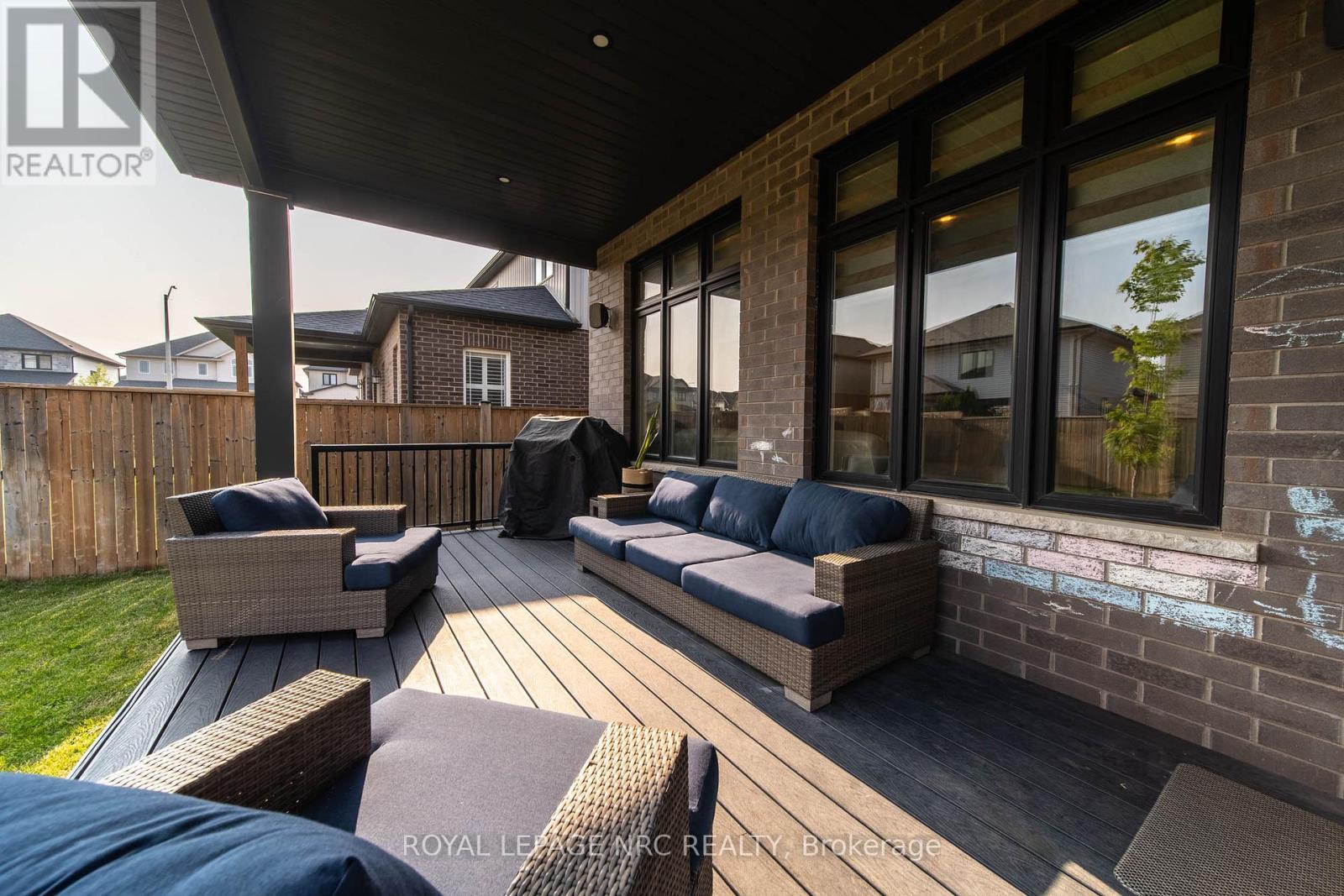 5 Autumn Avenue, Thorold (Rolling Meadows), Ontario  L2V 0B6 - Photo 32 - X13783112