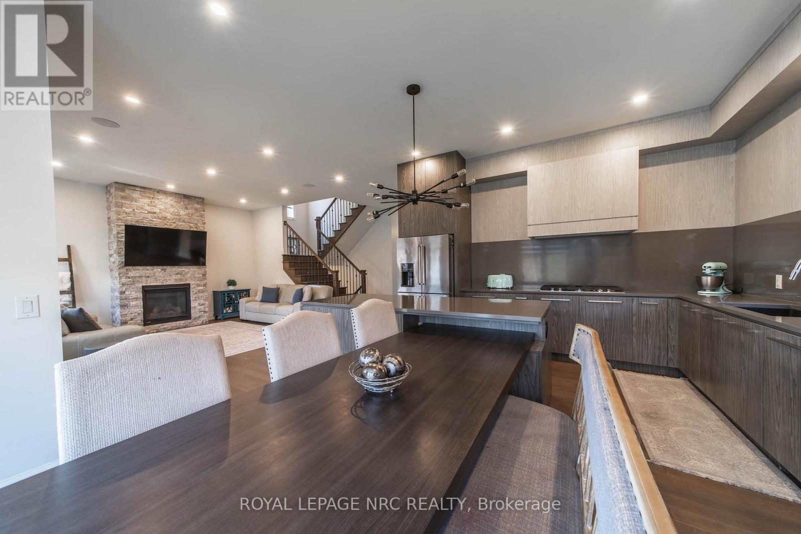 5 Autumn Avenue, Thorold (Rolling Meadows), Ontario  L2V 0B6 - Photo 9 - X13783112