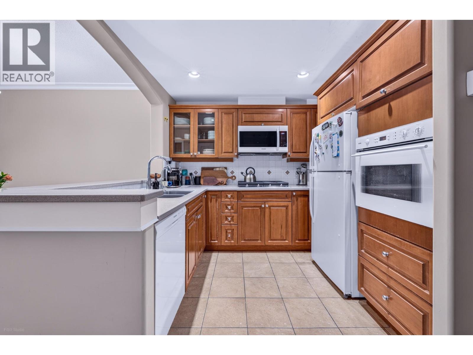 213 5770 Oak Street, Vancouver, British Columbia V6M 4M5 - Photo 12 - R3165305