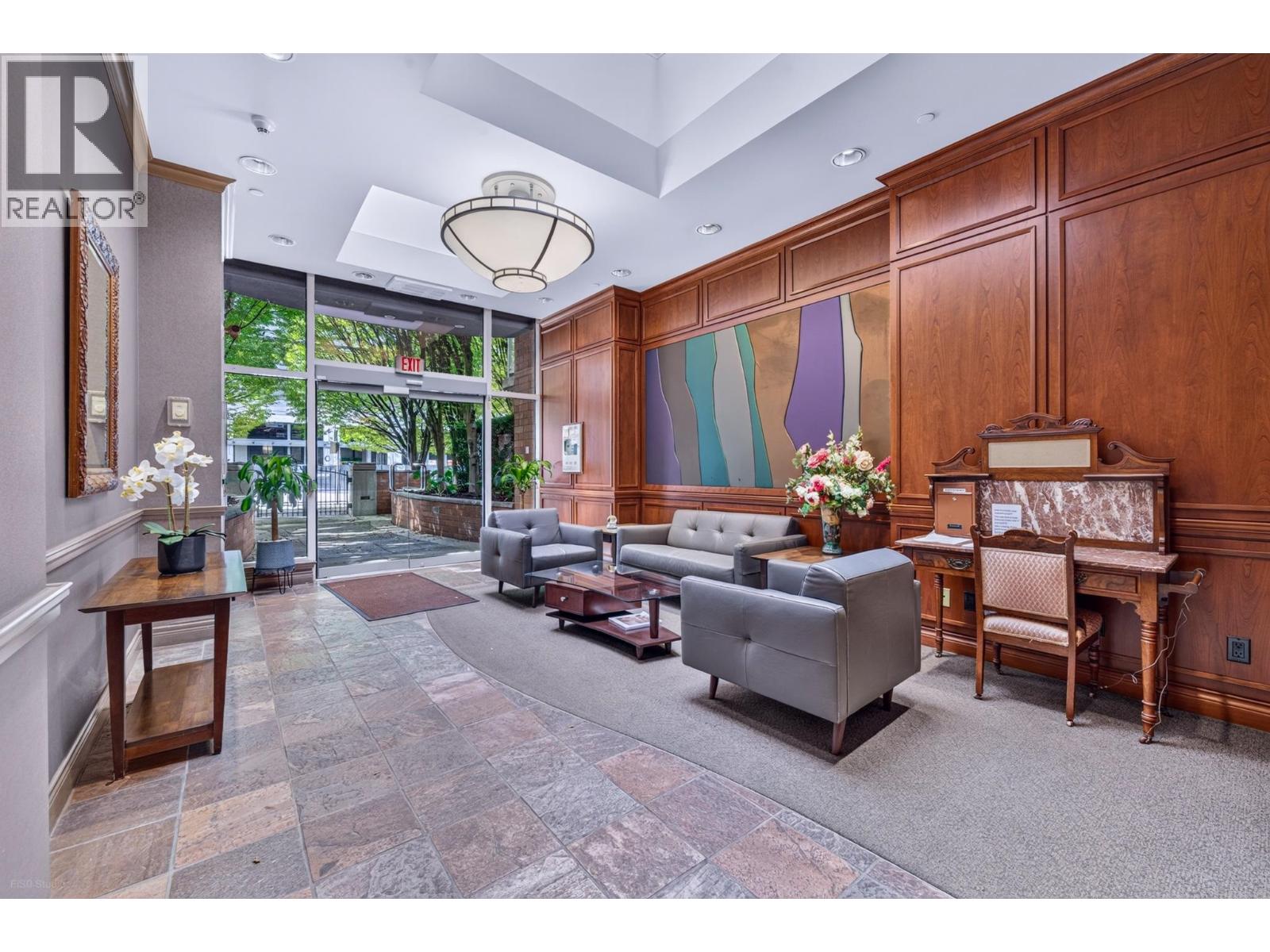 213 5770 Oak Street, Vancouver, British Columbia V6M 4M5 - Photo 2 - R3165305