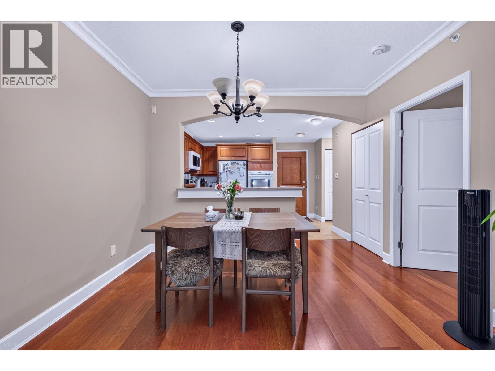 213 5770 Oak Street, Vancouver, British Columbia V6M 4M5 - Photo 4 - R3165305