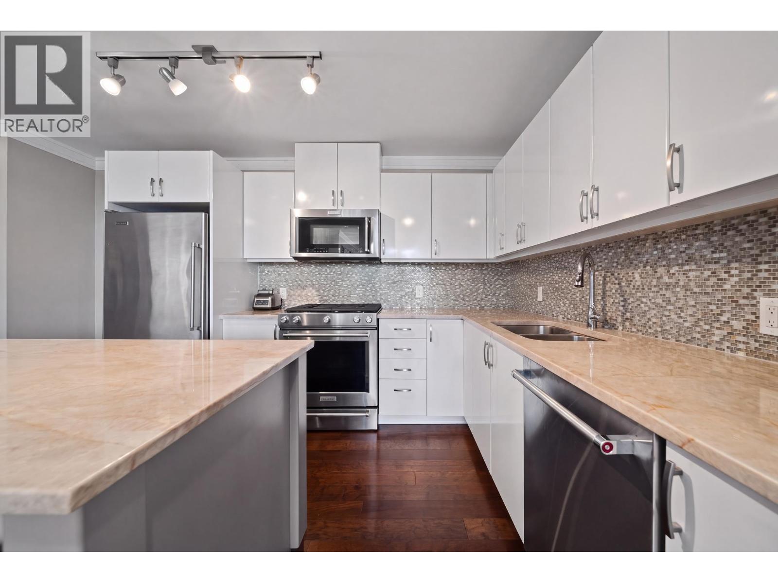 1404 155 W 1st Street, North Vancouver, British Columbia  V7M 3N8 - Photo 8 - R3165322
