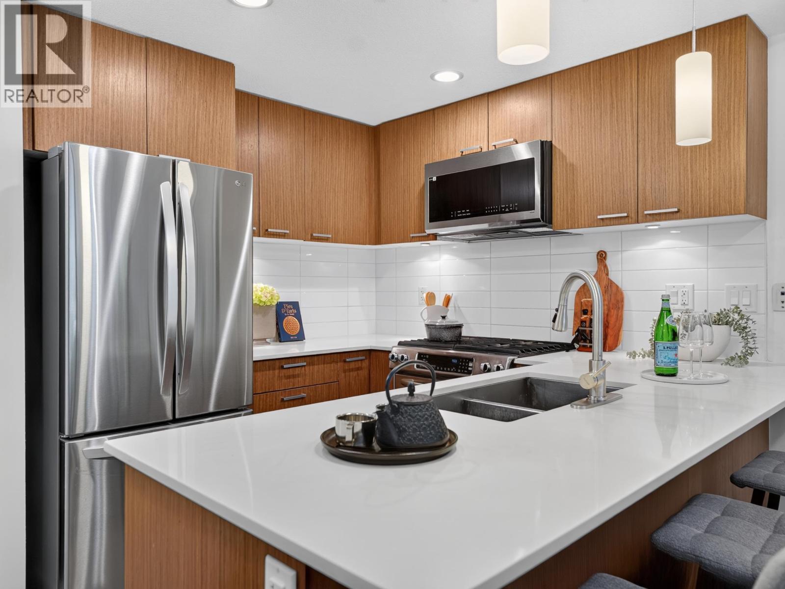 316 1330 Marine Drive, North Vancouver, British Columbia  V7L 2P7 - Photo 12 - R3165346