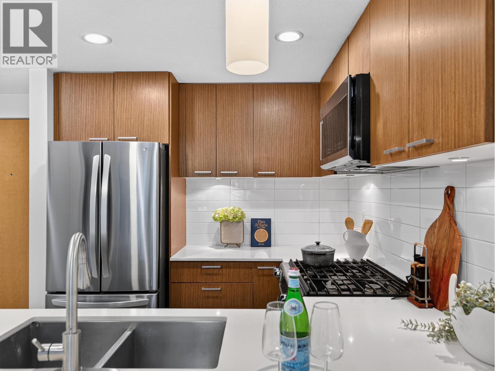 316 1330 Marine Drive, North Vancouver, British Columbia  V7L 2P7 - Photo 14 - R3165346