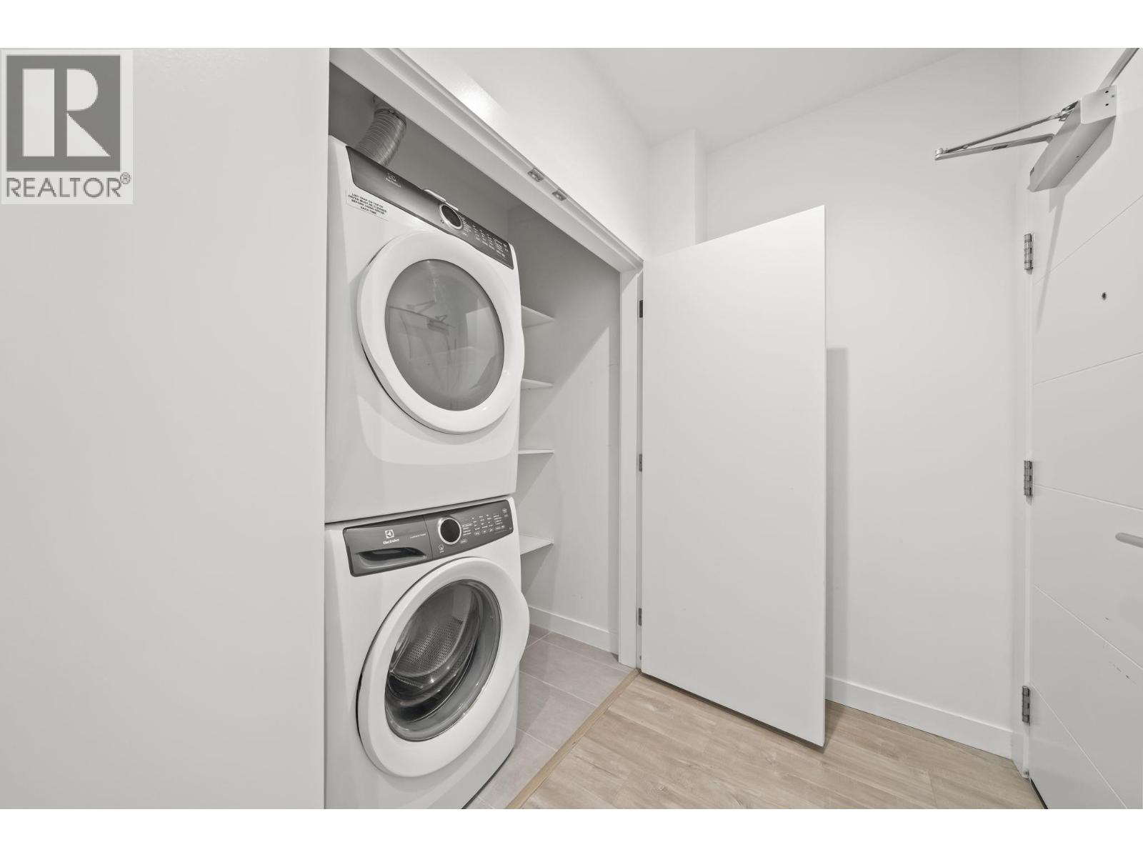 3504 657 Whiting Way, Coquitlam, British Columbia  V3J 0J6 - Photo 23 - R3165351