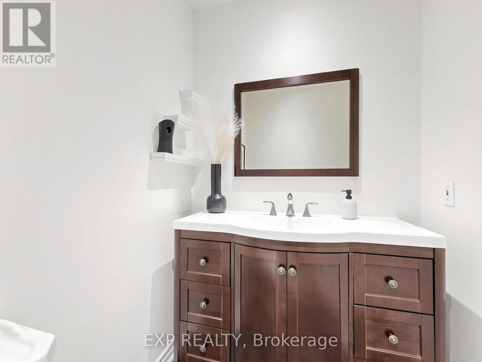 53 Alpha Court, Vaughan (Islington Woods), Ontario  L4L 8Y2 - Photo 15 - N13783104
