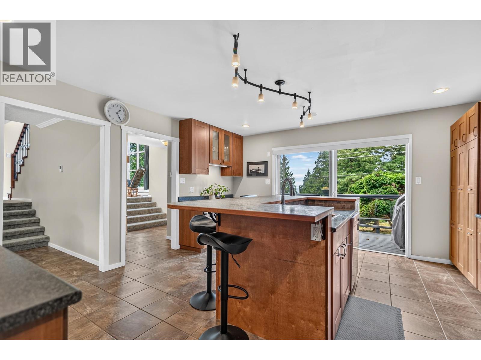 4898 Sunshine Coast Highway, Sechelt, British Columbia  V7Z 0B7 - Photo 11 - R3165312