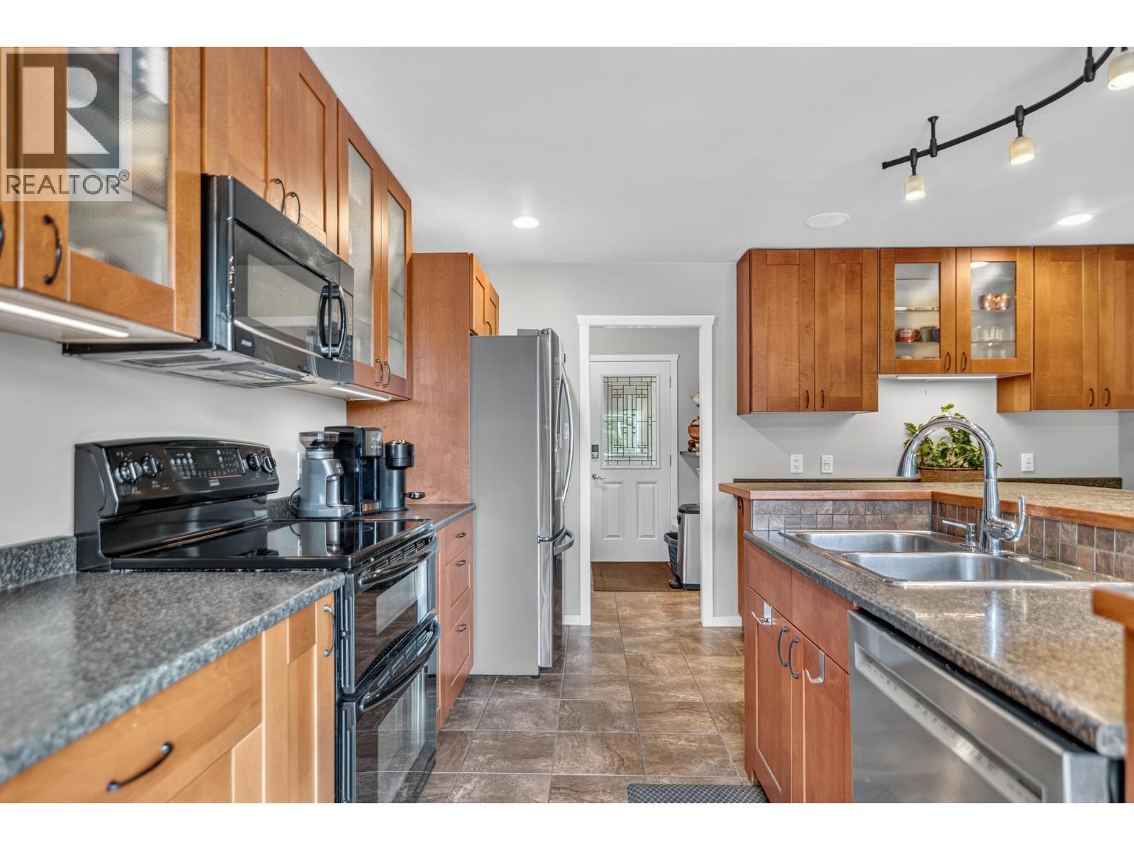4898 Sunshine Coast Highway, Sechelt, British Columbia  V7Z 0B7 - Photo 13 - R3165312