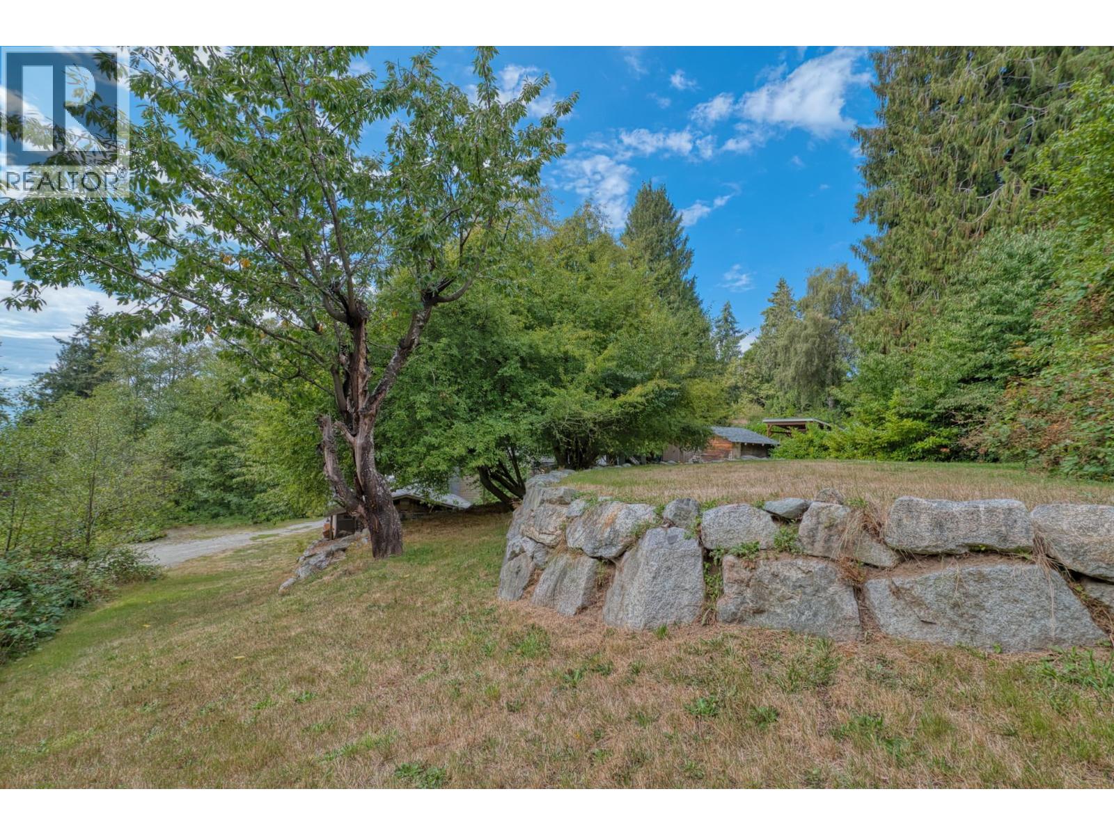 4898 Sunshine Coast Highway, Sechelt, British Columbia  V7Z 0B7 - Photo 3 - R3165312