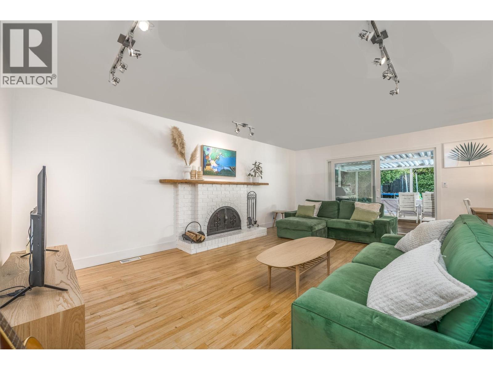 211 67 Street, Delta, British Columbia  V4L 1M2 - Photo 6 - R3165319