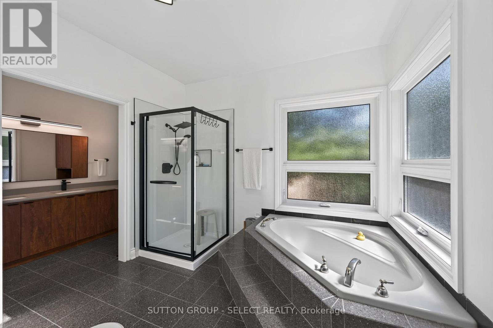 768 Franklinway Crescent, London North, Ontario  N6G 5C8 - Photo 28 - X13782614