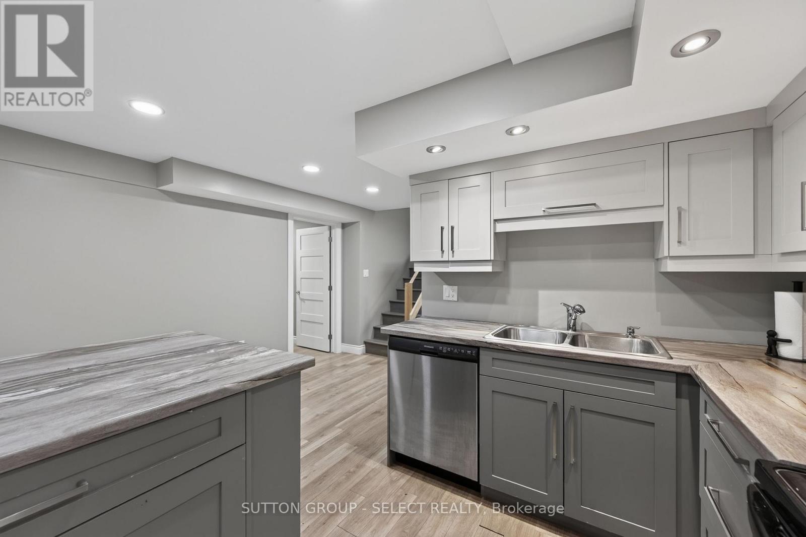 768 Franklinway Crescent, London North, Ontario  N6G 5C8 - Photo 43 - X13782614