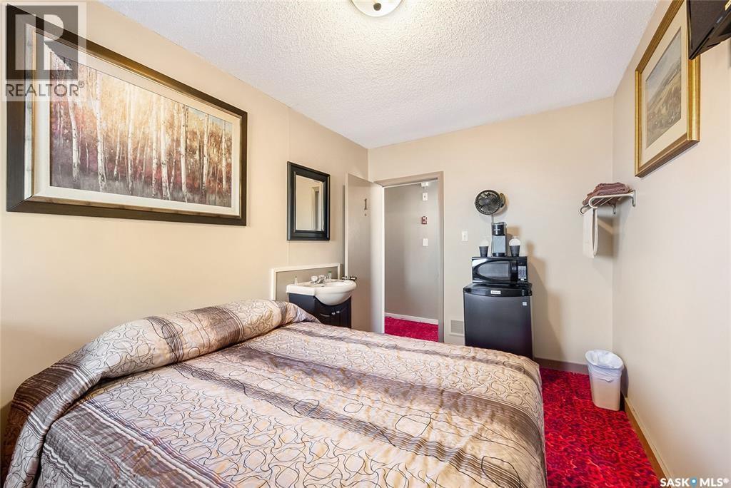 301 11 HIGHWAY photo 22